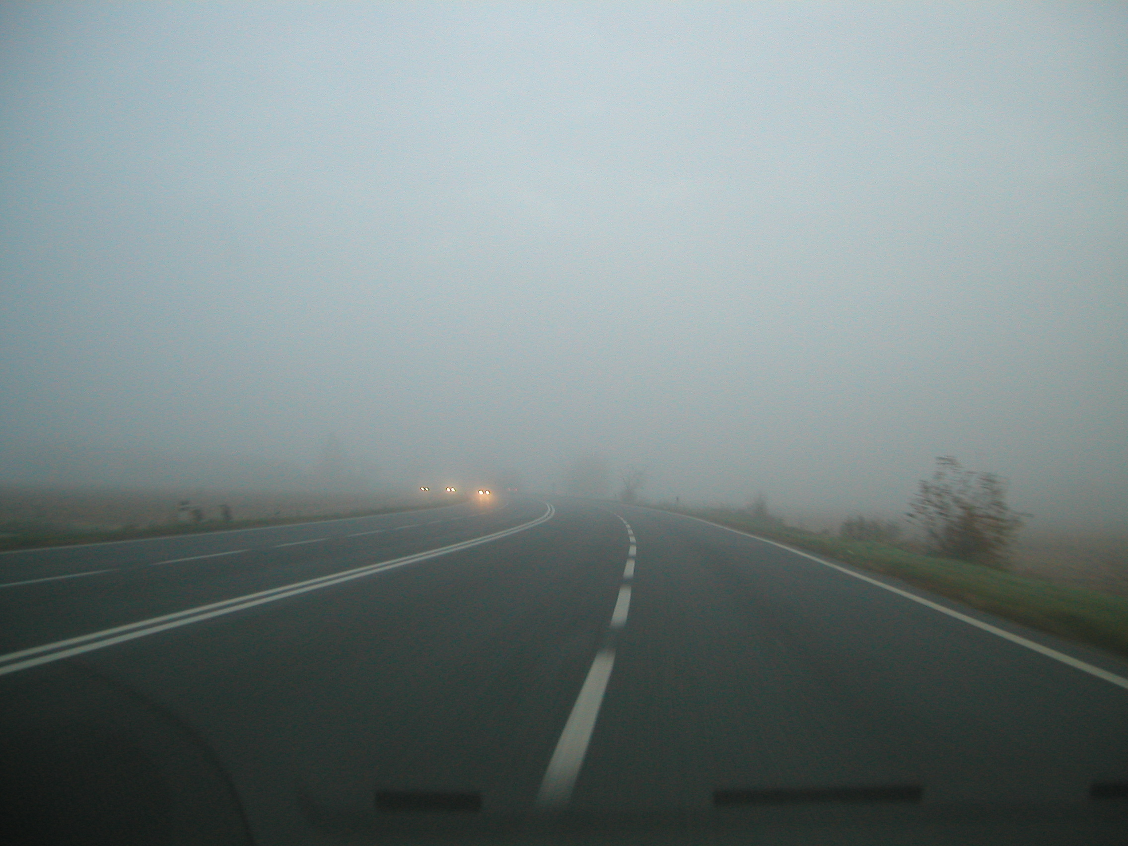Il MALTEMPO abbandona l’Italia, ma attenzione a NEBBIA e GELO Il MALTEMPO abbandona l’Italia, ma attenzione a NEBBIA e GELO