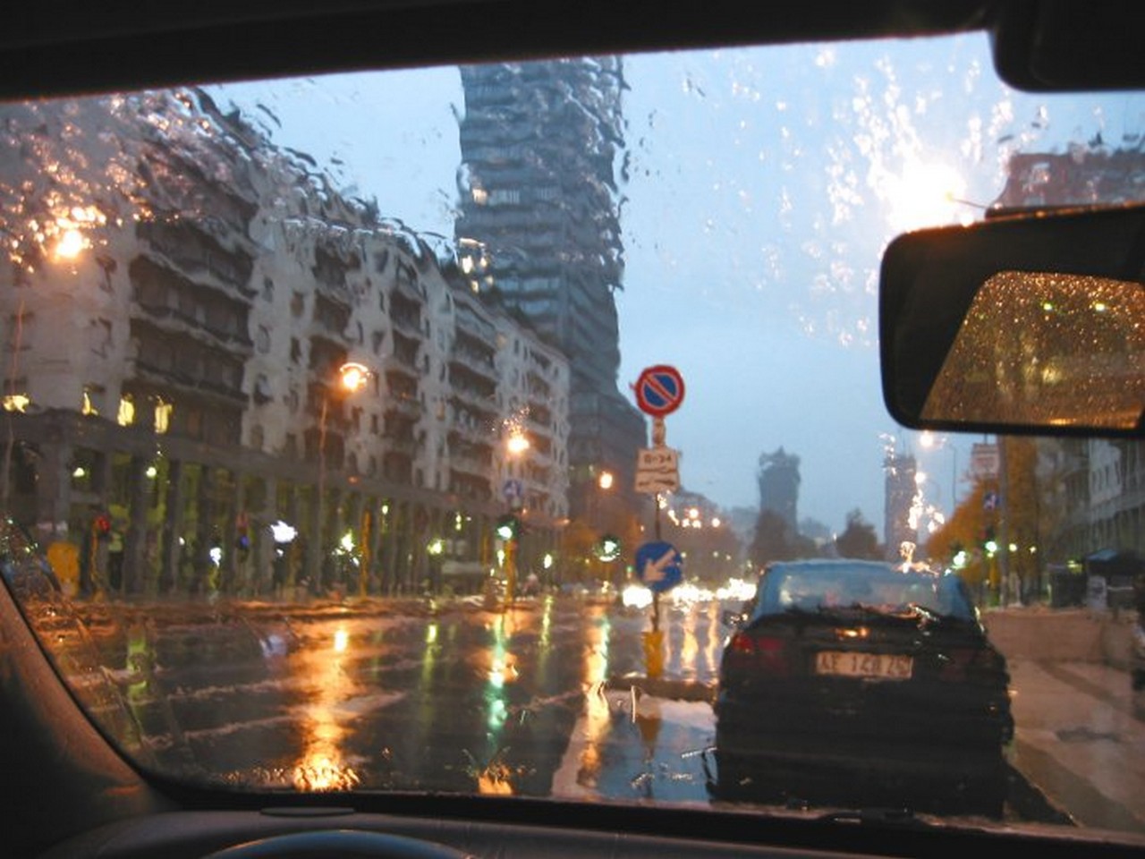 Alta pressione DEBOLE, occhio a temporali e piogge da SABATO Alta pressione DEBOLE, occhio a temporali e piogge da SABATO