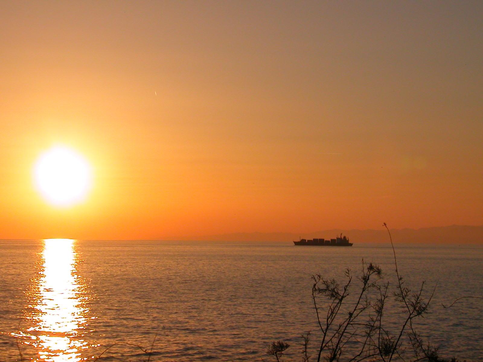 Temperature della notte superiori a 25° in Liguria Alba africana