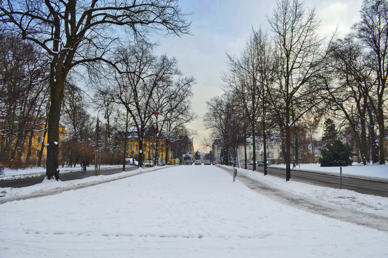 Piccola chance di NEVE in pianura al nord per mercoledì 17 gennaio prima della scaldata Piccola chance di NEVE in pianura al nord per mercoledì 17 gennaio prima della scaldata