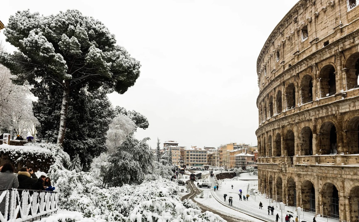 INVERNO CALDO: preparatevi al bombardamento mediatico (ma ci sarebbe anche con -10°C e 30cm di neve a Roma) INVERNO CALDO: preparatevi al bombardamento mediatico (ma ci sarebbe anche con -10°C e 30cm di neve a Roma)