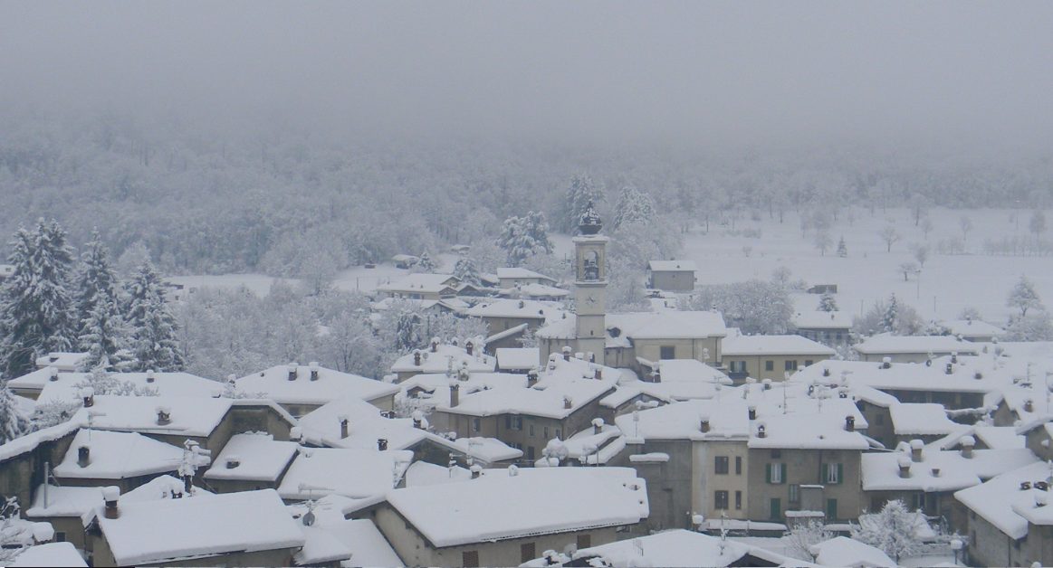 Molte zone del Piemonte sotto la NEVICATA: fiocchi anche a Cuneo!