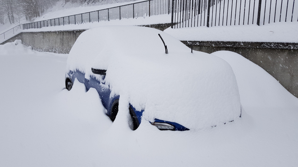 Fino ad oltre MEZZO METRO di NEVE nelle prossime 72 ore su…