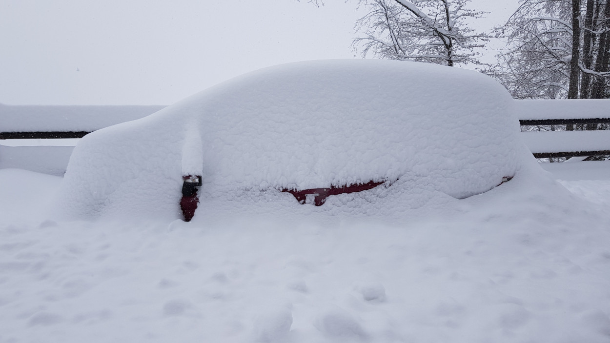 NEVICATE RECORD in Svezia NEVICATE RECORD in Svezia