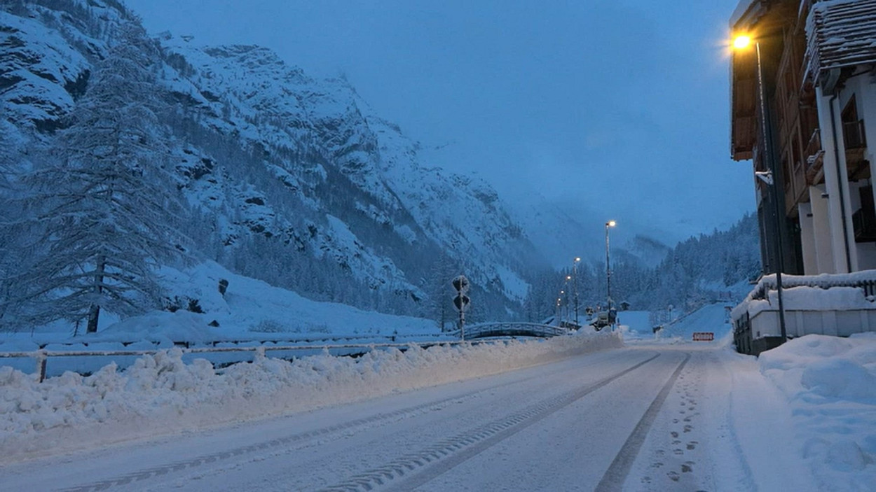 MALTEMPO e NEVE attorno al 20 dicembre: ecco cosa c’è di vero