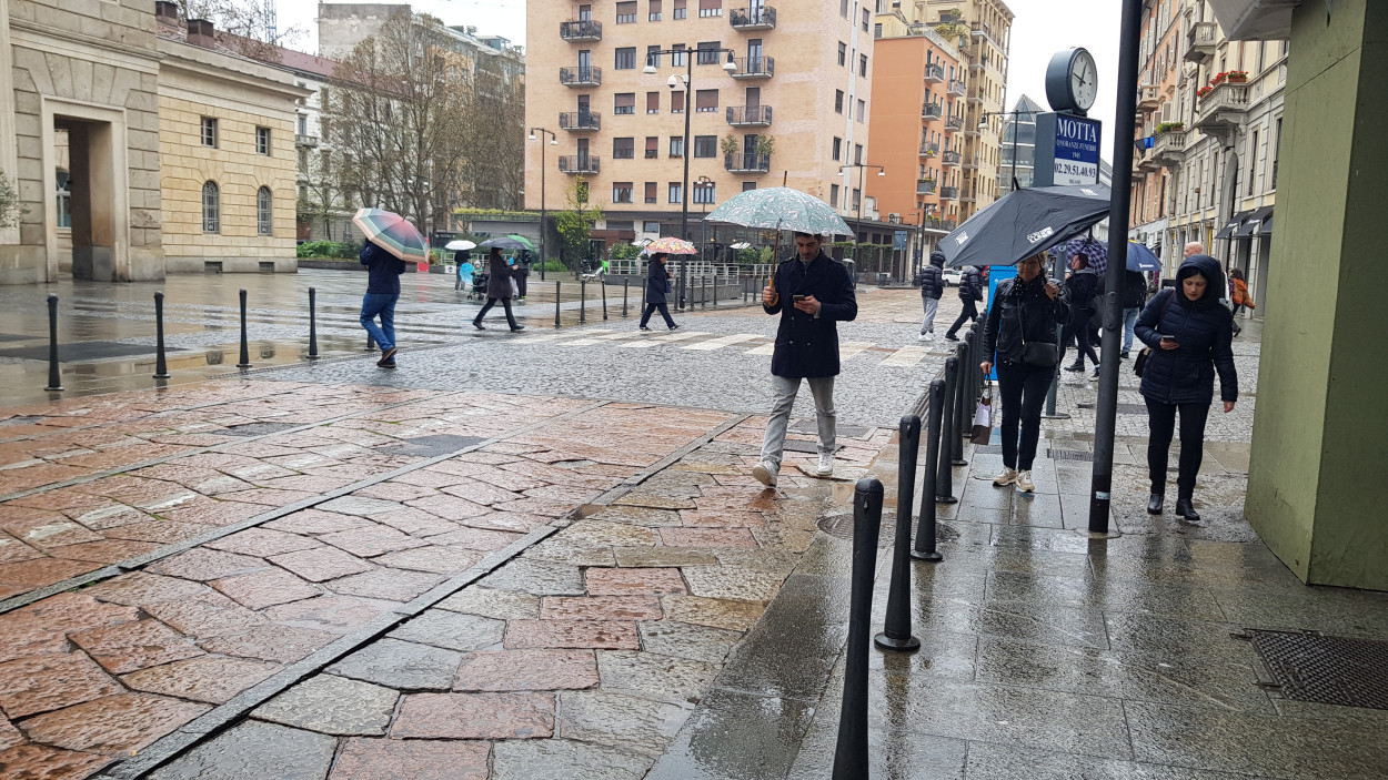 Sabato 29 nuovi acquazzoni e temporali al nord, le regioni coinvolte Pioggia