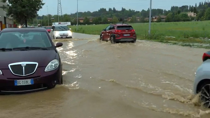 Piogge forti e allagamenti