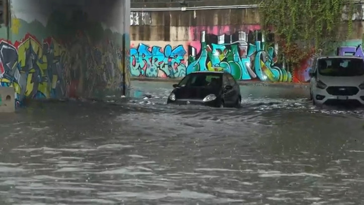 Allerta meteo: rischio NUBIFRAGI e venti fino a 100 km/h, le zone più colpite