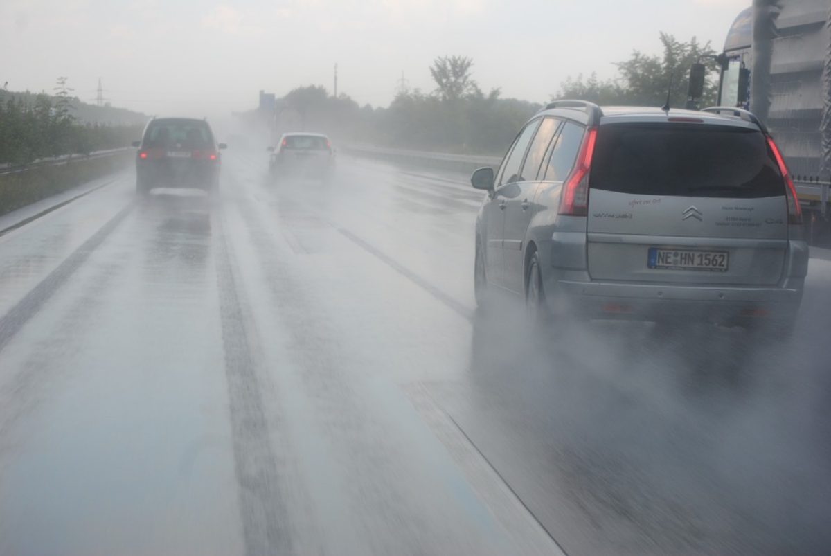 Allerta massima per PIOGGE eccezionali entro domenica 27: ecco dove