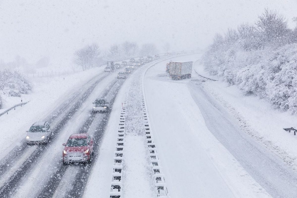 Possibile NEVE in VALPADANA venerdì 22: ecco le mappe che ci credono Possibile NEVE in VALPADANA venerdì 22: ecco le mappe che ci credono
