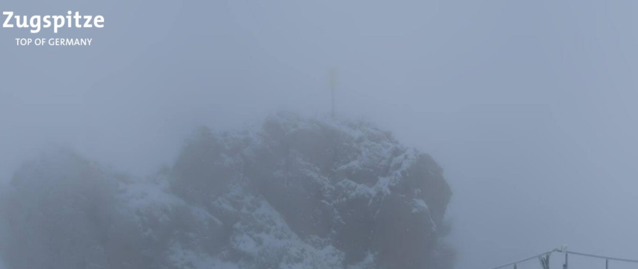 NEVICATA abbondante sullo Zugspitze NEVICATA abbondante sullo Zugspitze