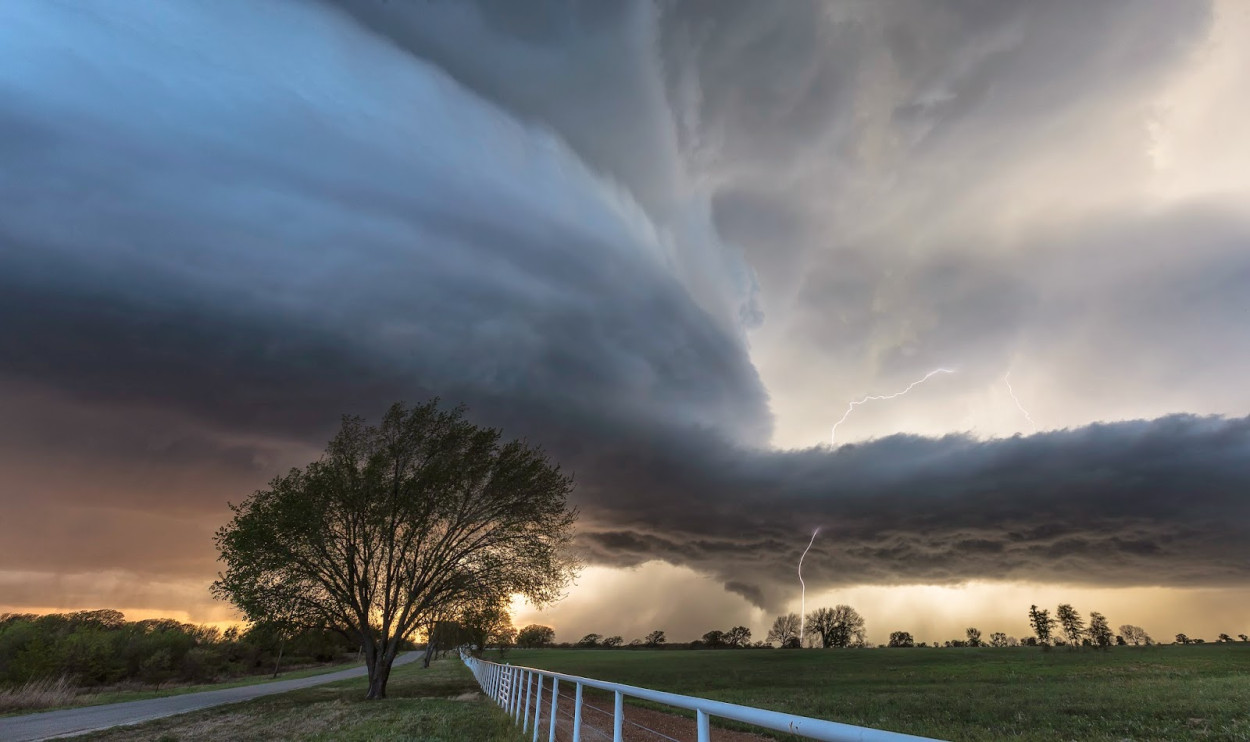 METEO: ecco chi vede lo sfondamento di nubifragi e fresco entro il 21 agosto METEO: ecco chi vede lo sfondamento di nubifragi e fresco entro il 21 agosto