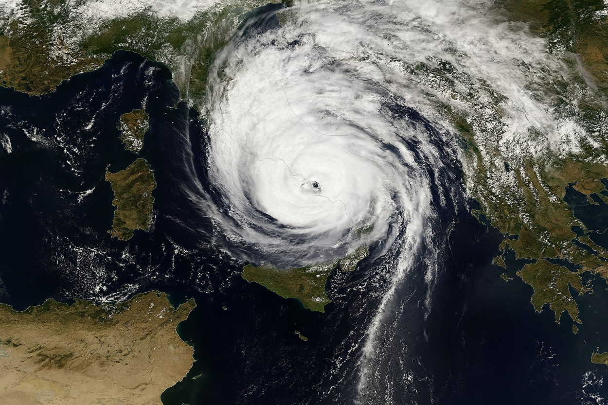 CICLONE sull’Italia tra il 7 e il 9: sarà maltempo severo CICLONE sull’Italia tra il 7 e il 9: sarà maltempo severo