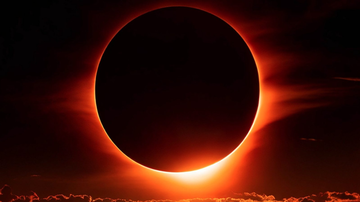 Due eclissi di sole in pieno agosto nel 2026 e nel 2027