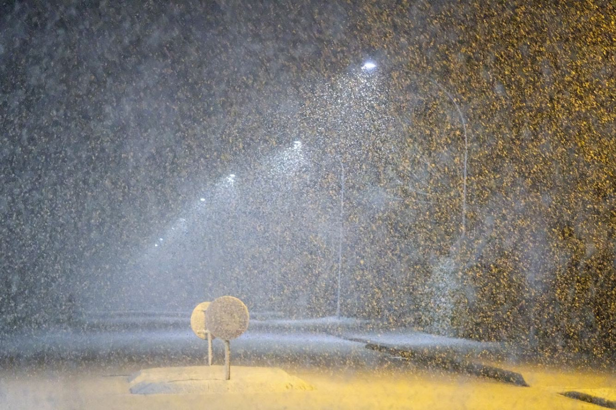 Intensa nevicata stamane a Trezzo d’Adda nel Milanese (video) Intensa nevicata stamane a Trezzo d’Adda nel Milanese (video)