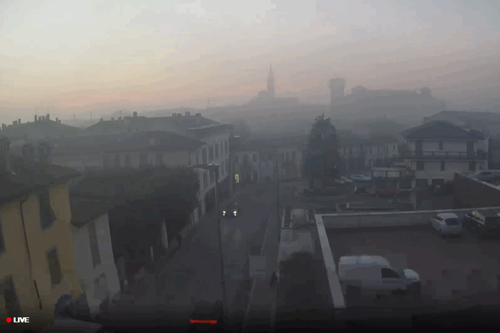 Foschie e banchi di nebbia su alcuni settori della Valpadana