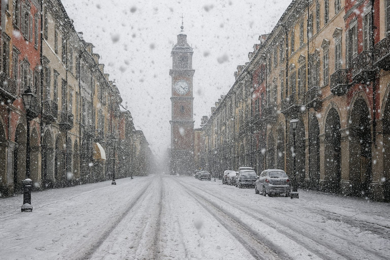 Ciclone con possibile NEVE in pianura tra Natale e Capodanno: guardate che mappa