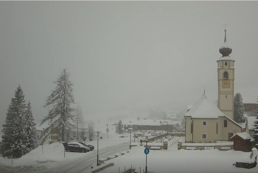 Stupende NEVICATE in atto sulle DOLOMITI – neve in diretta Stupende NEVICATE in atto sulle DOLOMITI – neve in diretta
