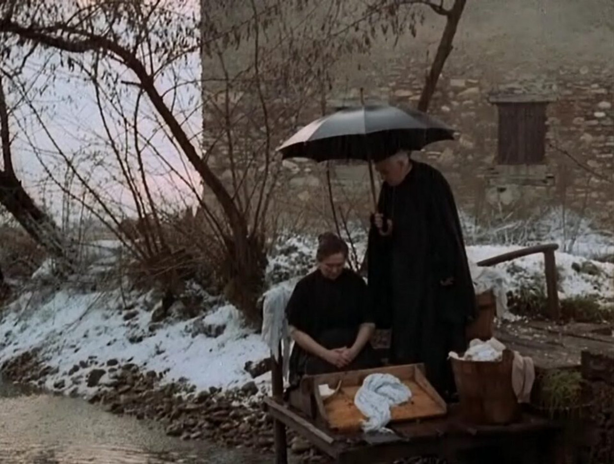 “Non gela più neanche l’acqua dei fossi”, la fine dell’inverno nel film capolavoro di Olmi (video)