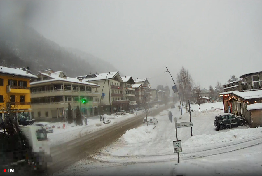NEVICA sull’Alta Lombardia: la situazione in diretta da Aprica