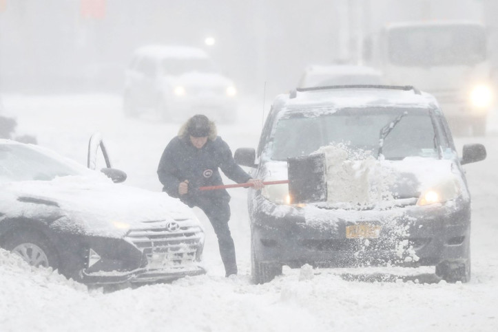 USA tra gelo estremo e tempeste di NEVE (video)