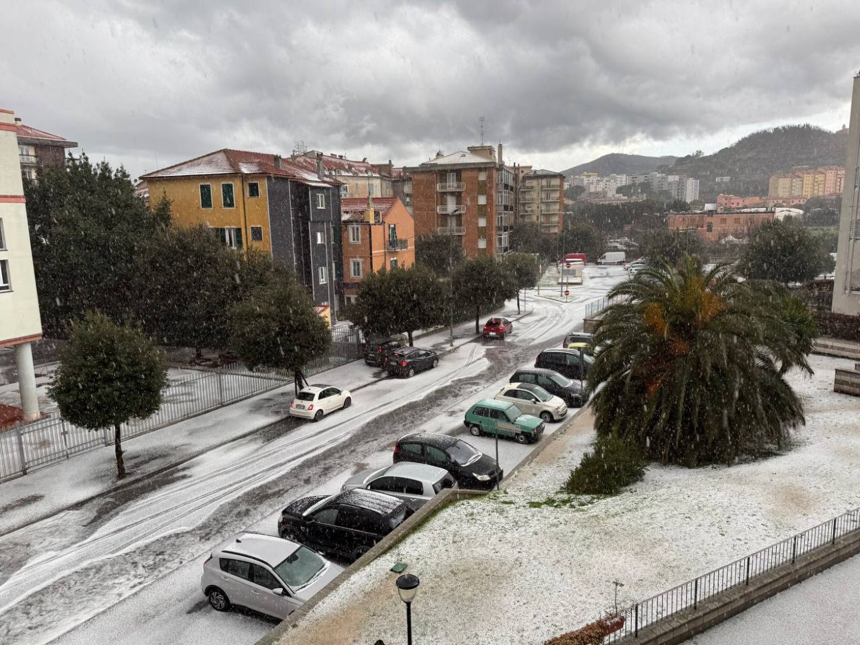 Violente GRANDINATE in Liguria