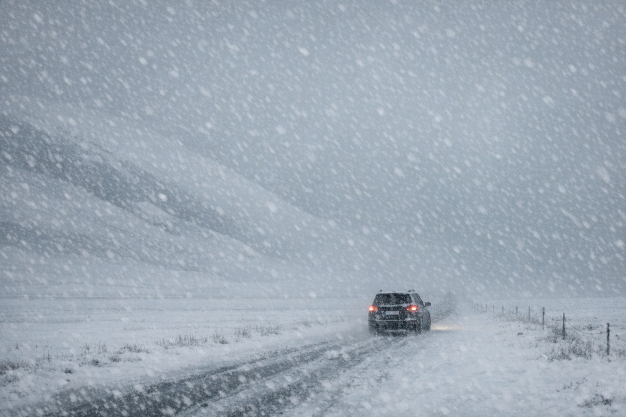 Umbria: fantastica nevicata a Castelluccio di Norcia (video) Umbria: fantastica nevicata a Castelluccio di Norcia (video)