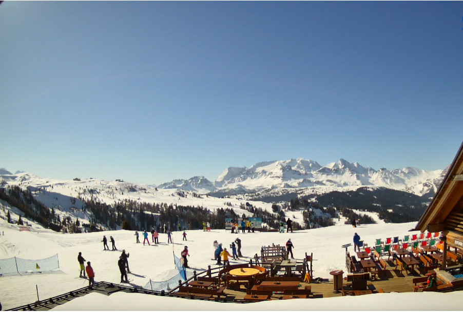 L’arco alpino ben INNEVATO in tutto il suo “splendore” L’arco alpino ben INNEVATO in tutto il suo “splendore”