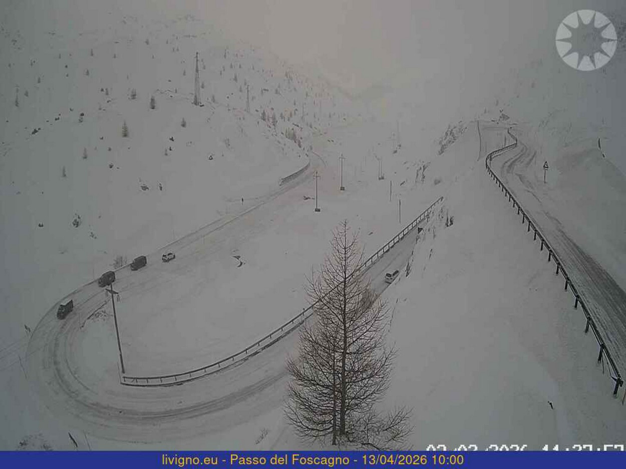 BUFERA di NEVE in atto sul Passo del Foscagno(SO) BUFERA di NEVE in atto sul Passo del Foscagno(SO)