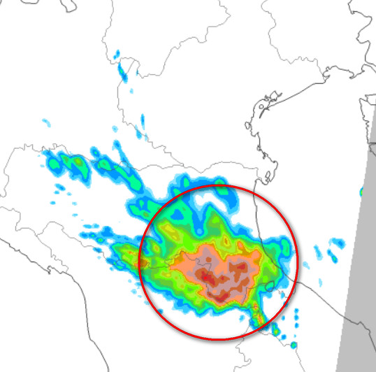 previsione delle precipitazioni attese alla mezzanotte prossima secondo il modello AROME