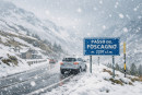 Una forte nevicata sta interessando il passo del Foscagno.