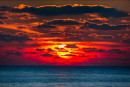 Tramonto estivo italiano con ondata di caldo.