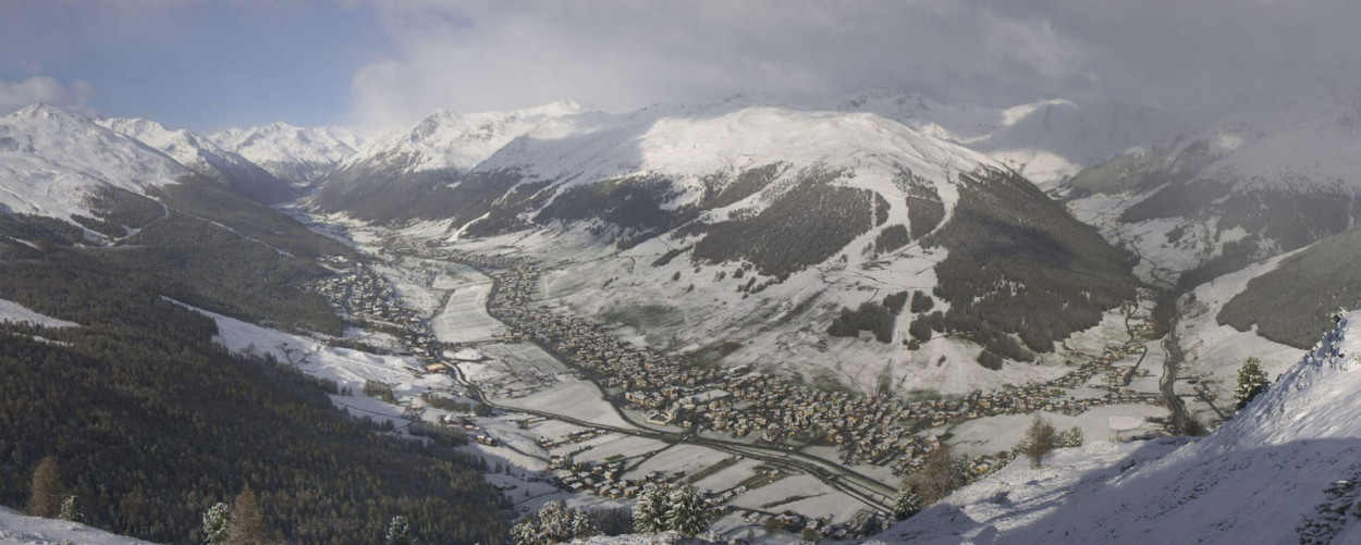 Livigno imbiancata come in inverno (VIDEO) Livigno imbiancata come in inverno (VIDEO)