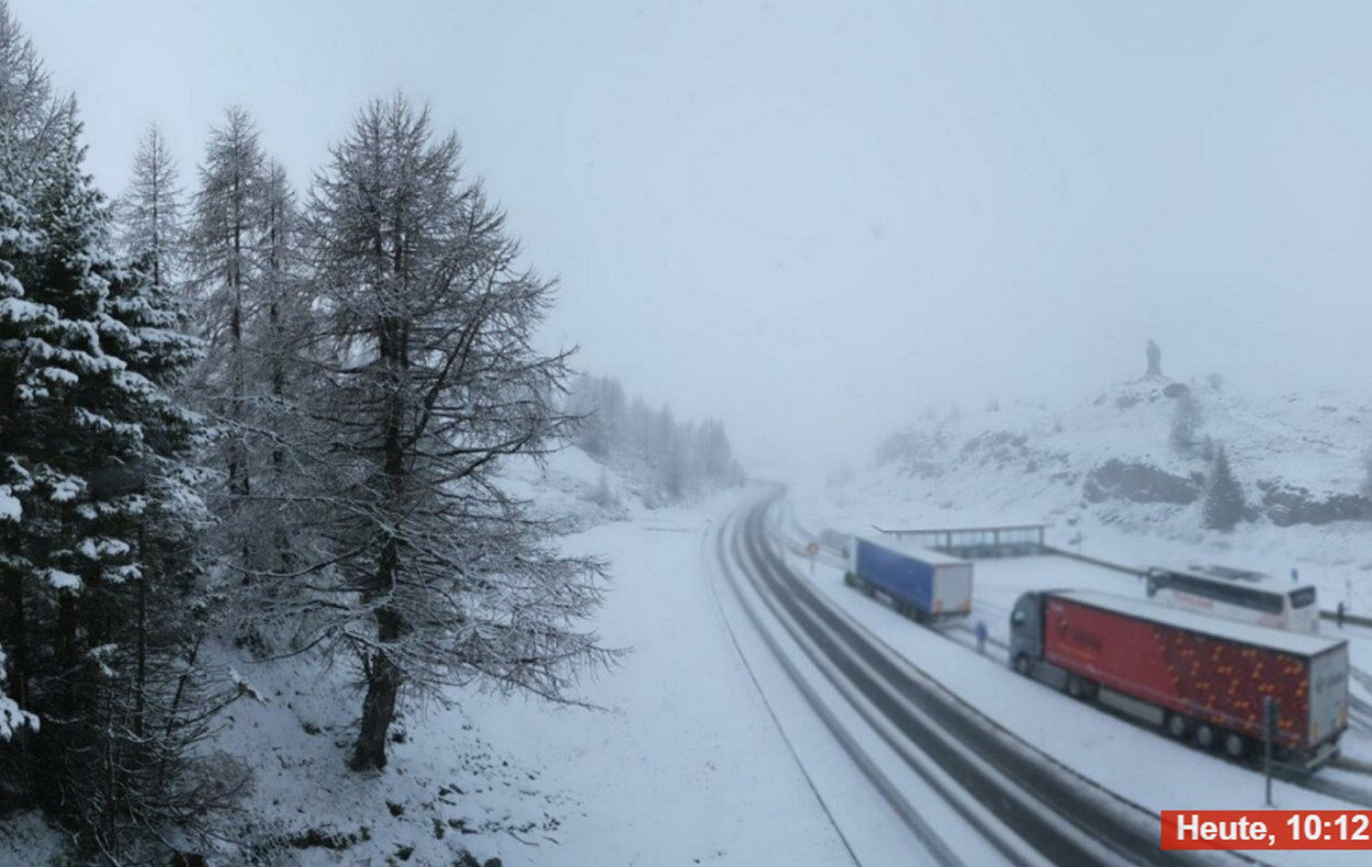 NEVICA sul Passo del Sempione: circolazione difficile