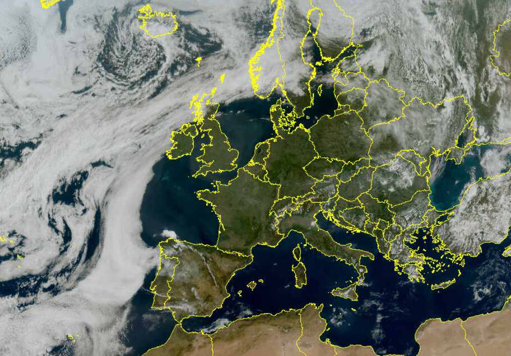 La traccia dell'alta pressione dal satellite visibile.