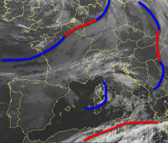 Situazione meteo di questa mattina attraverso l'immagine satellitare delle 7.30