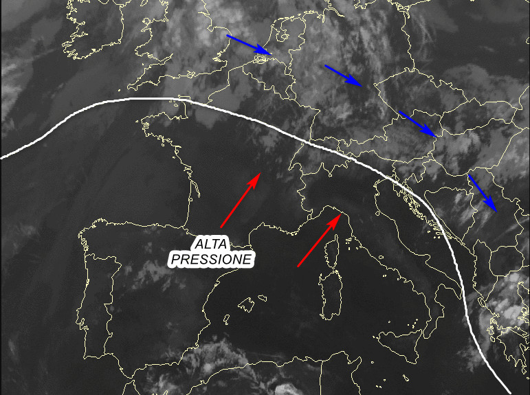 immagine satellitare delle 7.30 di questa mattina