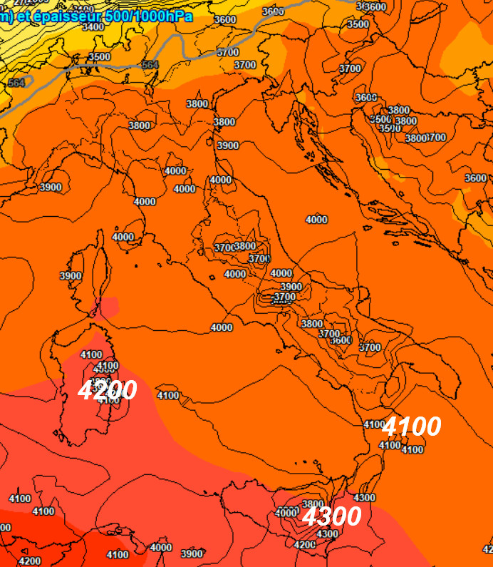 l'altezza dello ZERO TERMICO prevista sulla verticale italica alle ore 17 di martedì 9 giugno secondo il modello GFS elaborato su base grafica Meteociel