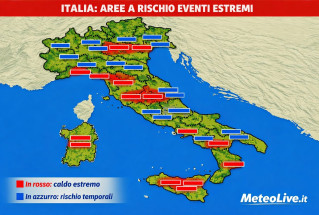 In rosso le aree che potrebbero raggiunte picchi termici e in azzurro quelle a rischio temporali violenti.