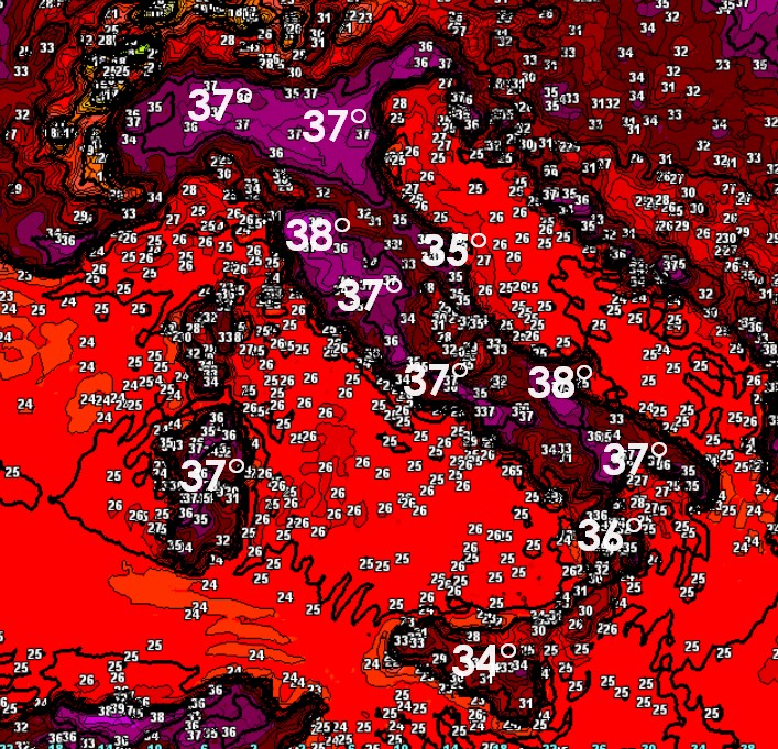 Il caldo tremendo di sabato 20 giugno, quando i termometri potranno toccare anche i 38°C.