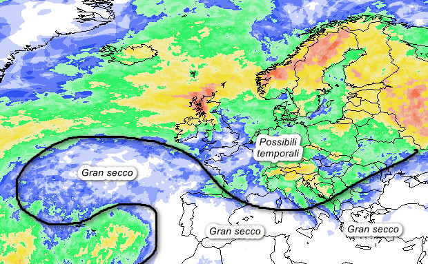 probabilità di precipitazioni attese in Italia sempre nella giornata di martedì 28 luglio secondo la media degli scenari del modello GFS elaborato su base grafica Meteociel
