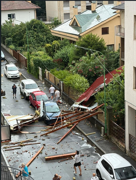 DOWNBURST: il pericolo che viene dal cielo! DOWNBURST: il pericolo che viene dal cielo!