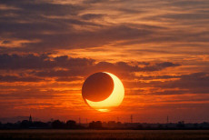Velature del cielo disturberanno solo in parte l'eclissi, anzi...