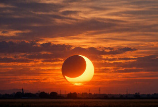 Velature del cielo disturberanno solo in parte l'eclissi, anzi...