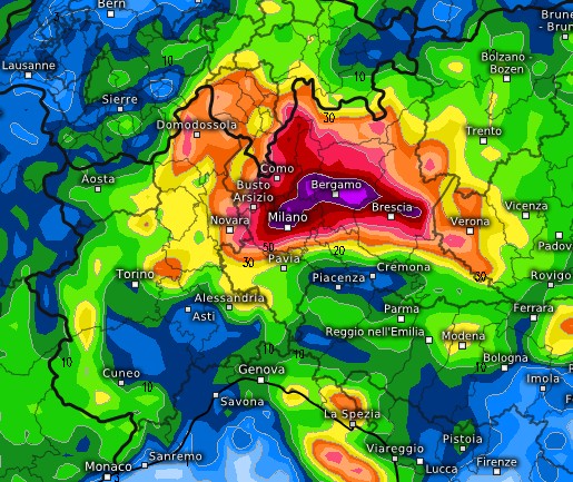Nubifragi del 21-22 agosto secondo ECMWF su base grafica Meteologix.