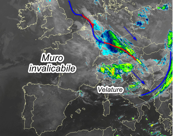 situazione meteorologica di questa mattina in Europa con l'ausilio delle immagini satellitari: