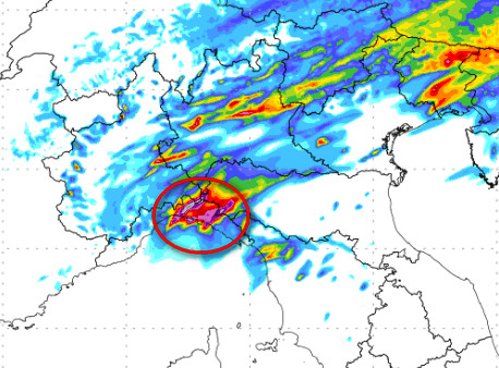 sommatoria dei fenomeni attesi al nord nella mattinata e nel primo pomeriggio di giovedì 17 settembre (indicativamente fino alle ore 14), secondo il modello Moloch elaborato su base grafica Lamma